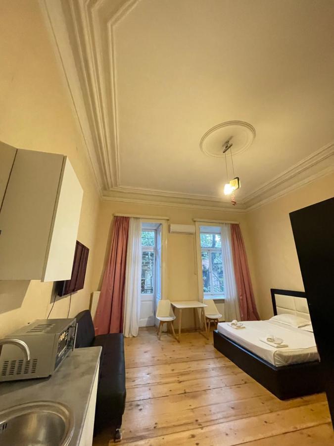 Downtown Room Tbilisi Eksteriør bilde