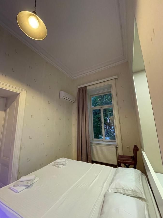 Downtown Room Tbilisi Eksteriør bilde