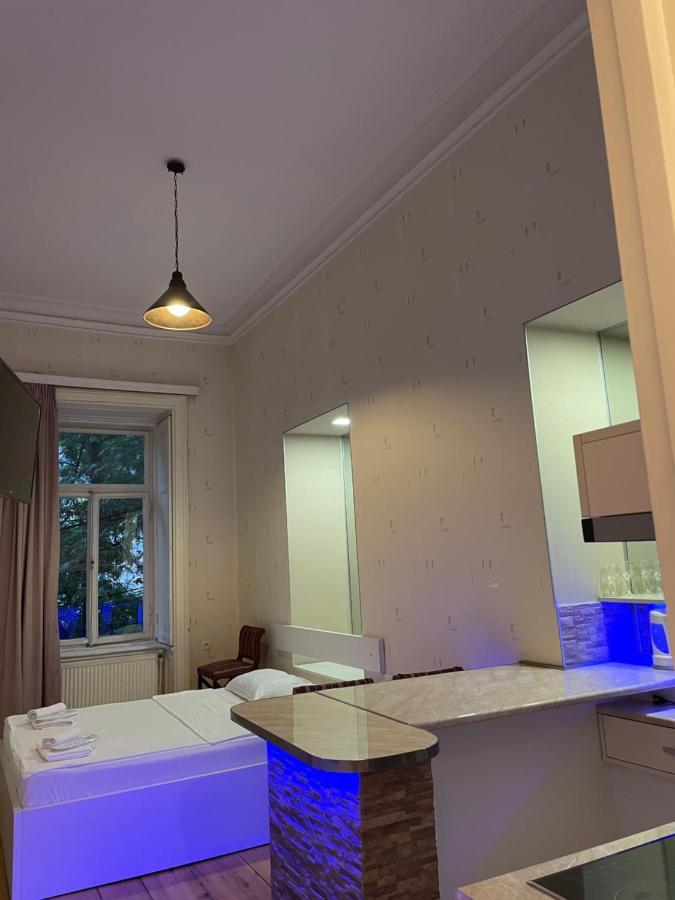 Downtown Room Tbilisi Eksteriør bilde
