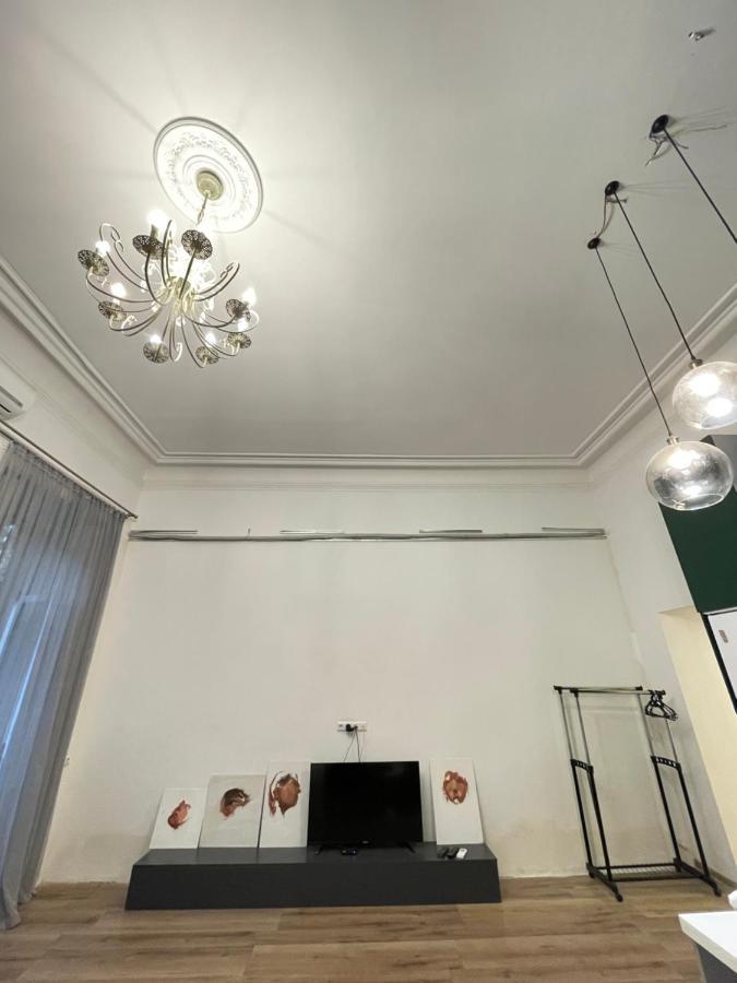Downtown Room Tbilisi Eksteriør bilde