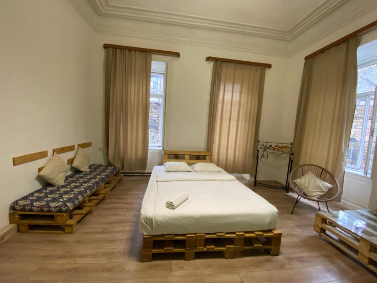 Downtown Room Tbilisi Eksteriør bilde