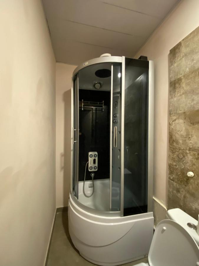 Downtown Room Tbilisi Eksteriør bilde