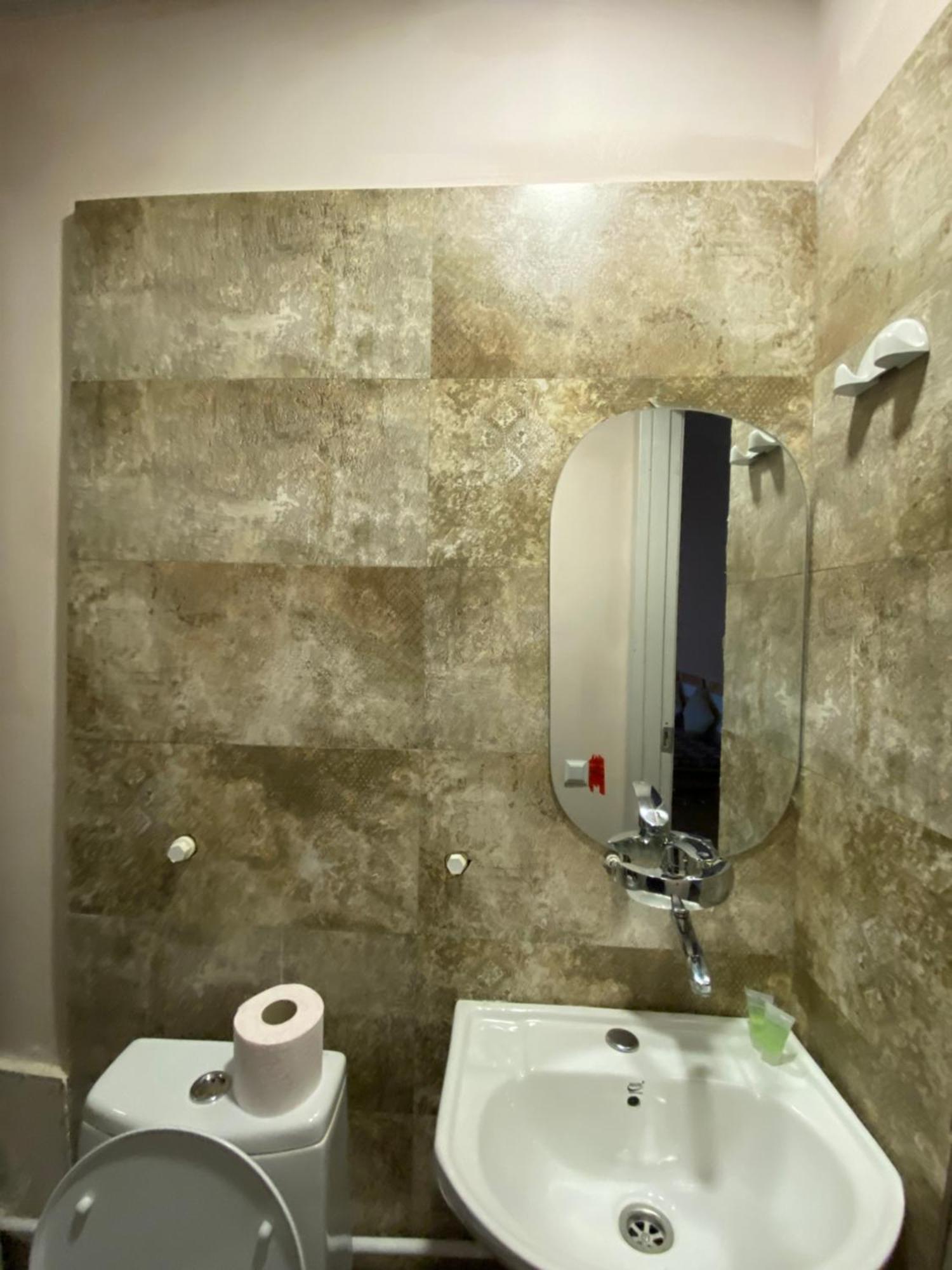 Downtown Room Tbilisi Eksteriør bilde